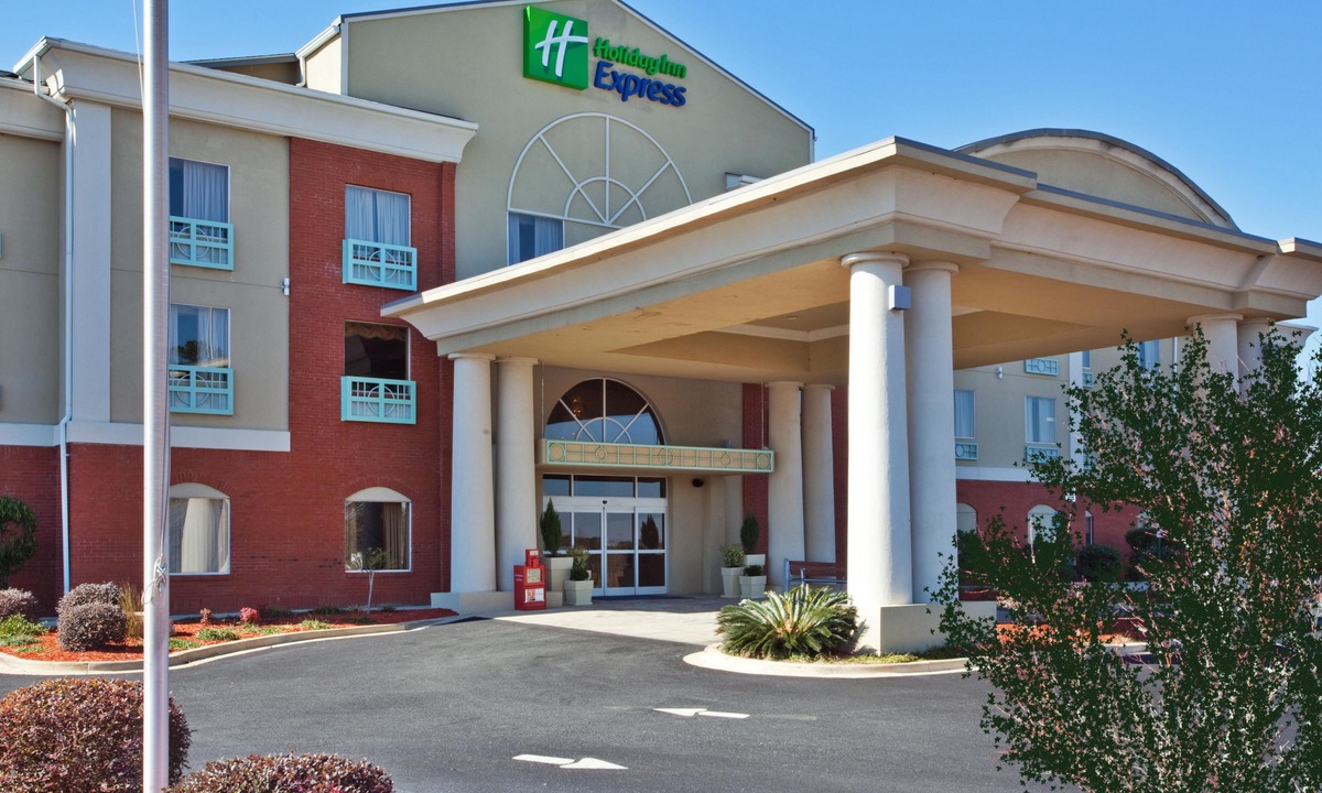 Thomasville Hotel | Holiday Inn Express and Suites Thomasville, an Ihg Hotel