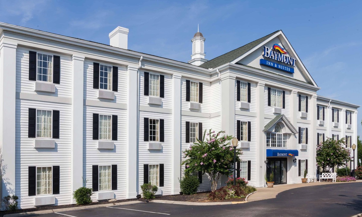 Columbia Hotel | Baymont by Wyndham Columbia Maury