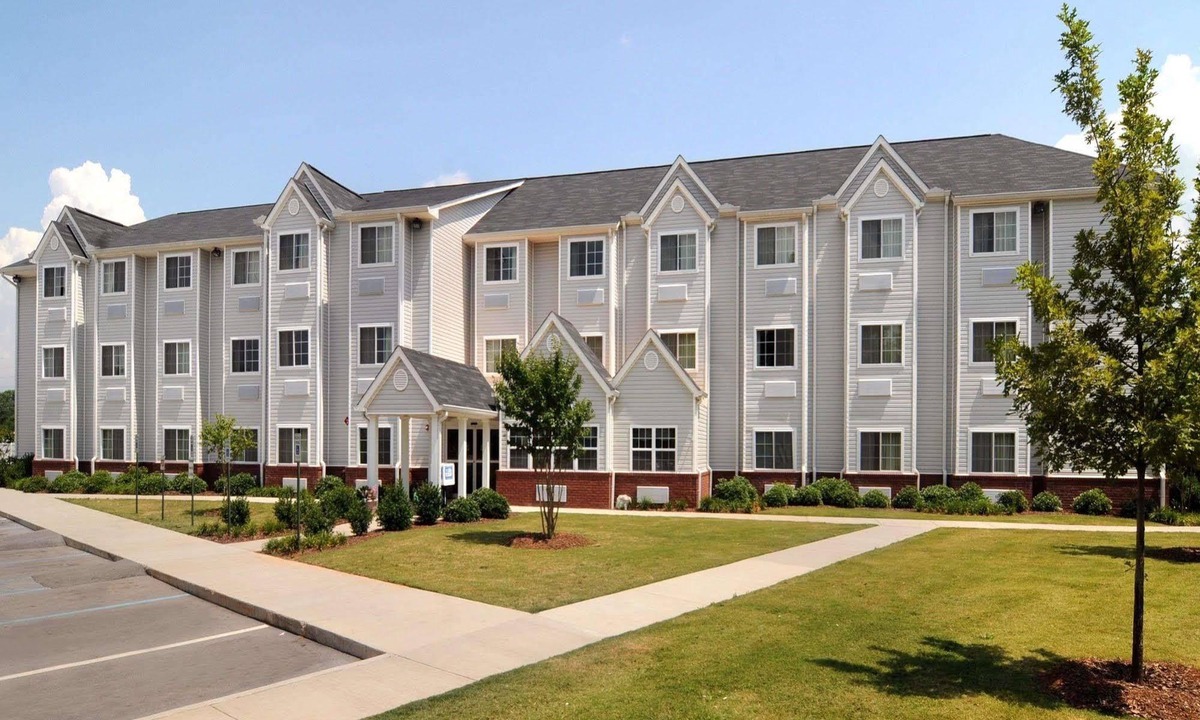 Normal Hotel | Microtel Inn & Suites Huntsville