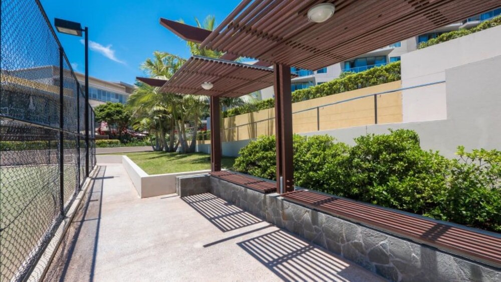 Burleigh Heads Hotel | Swell Resort Burleigh Beach