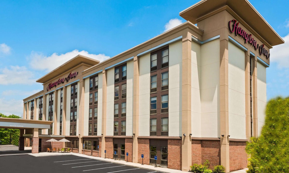 Marlborough Hotel | Hampton Inn Boston / Marlborough