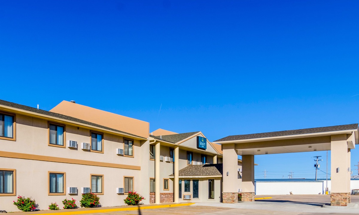 Great Bend Hotel | Quality Inn Great Bend