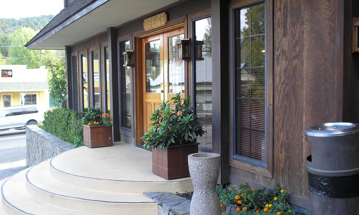 Sonora Hotel | Heritage Inn Yosemite/Sonora
