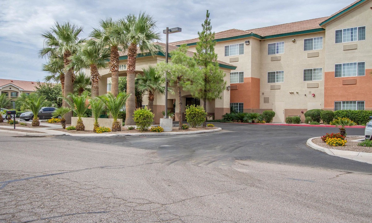 Cortaro Hotel | Comfort Inn & Suites North Tucson - Marana
