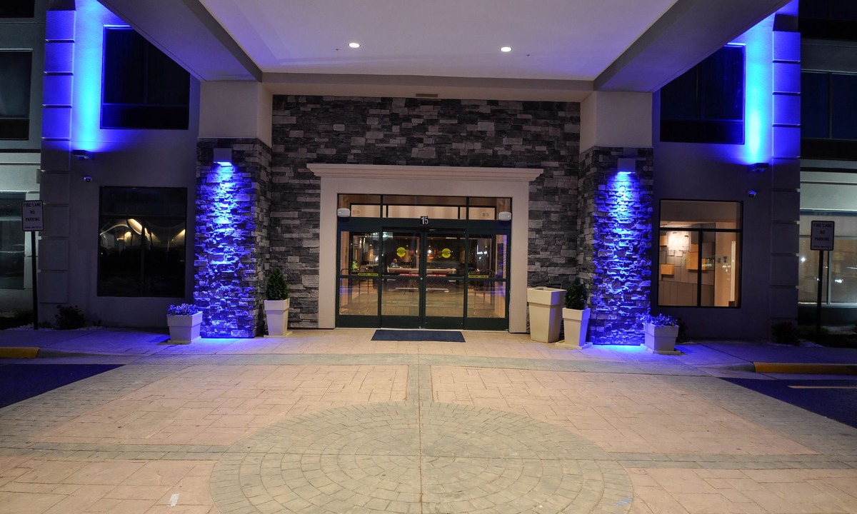 Stafford Hotel | Holiday Inn Express Quantico - Stafford, an Ihg Hotel