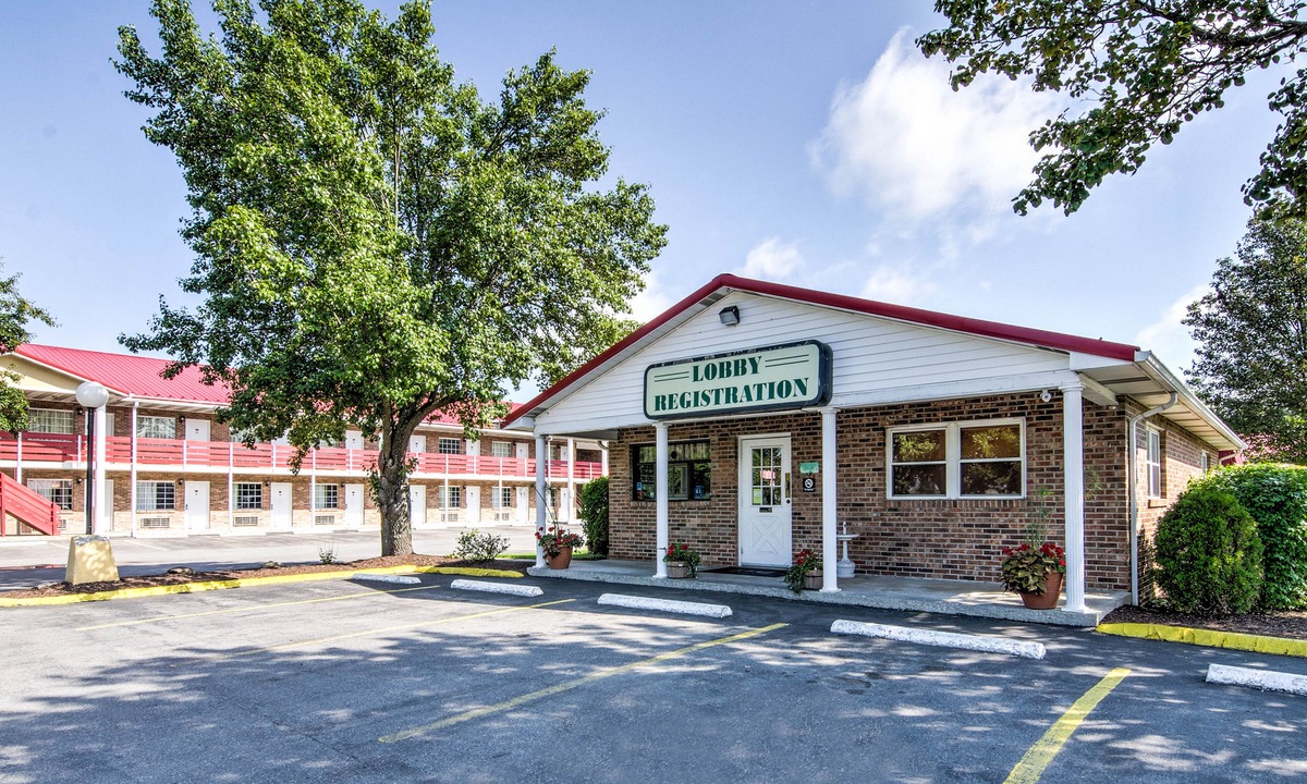 Fayetteville Hotel | Quality Inn New River Gorge