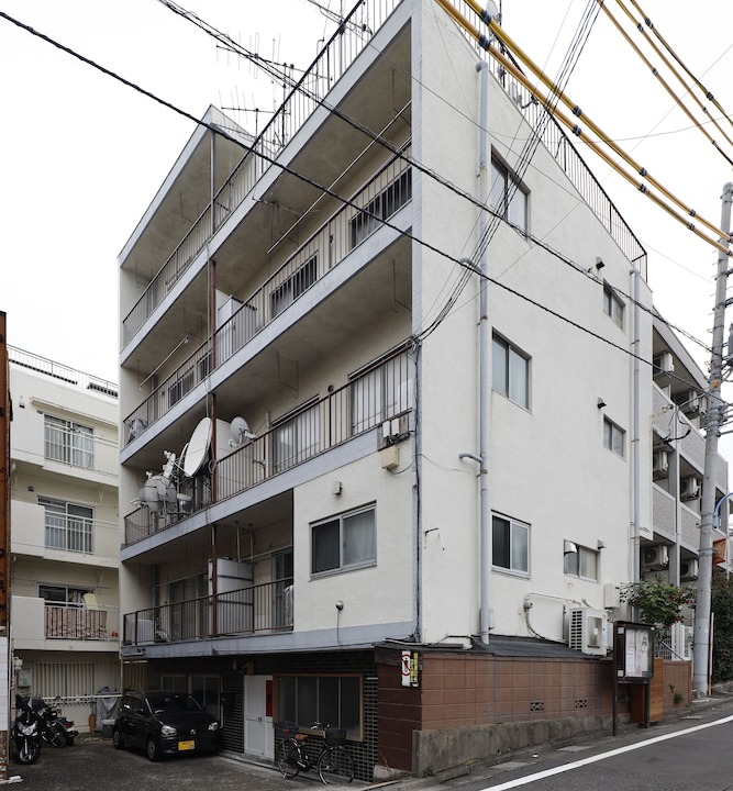 Shinjuku Hotel | G&R House 102