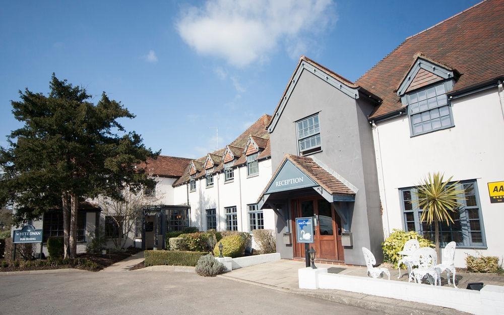 Arundel Hotel | The White Swan