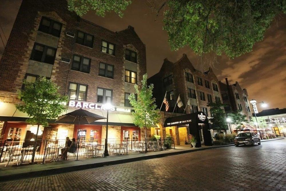 Oak Park Hotel | Carleton of Oak Park