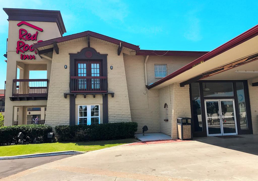 Tulsa Hotel | OYO Hotel Tulsa N Sheridan Rd & Airport