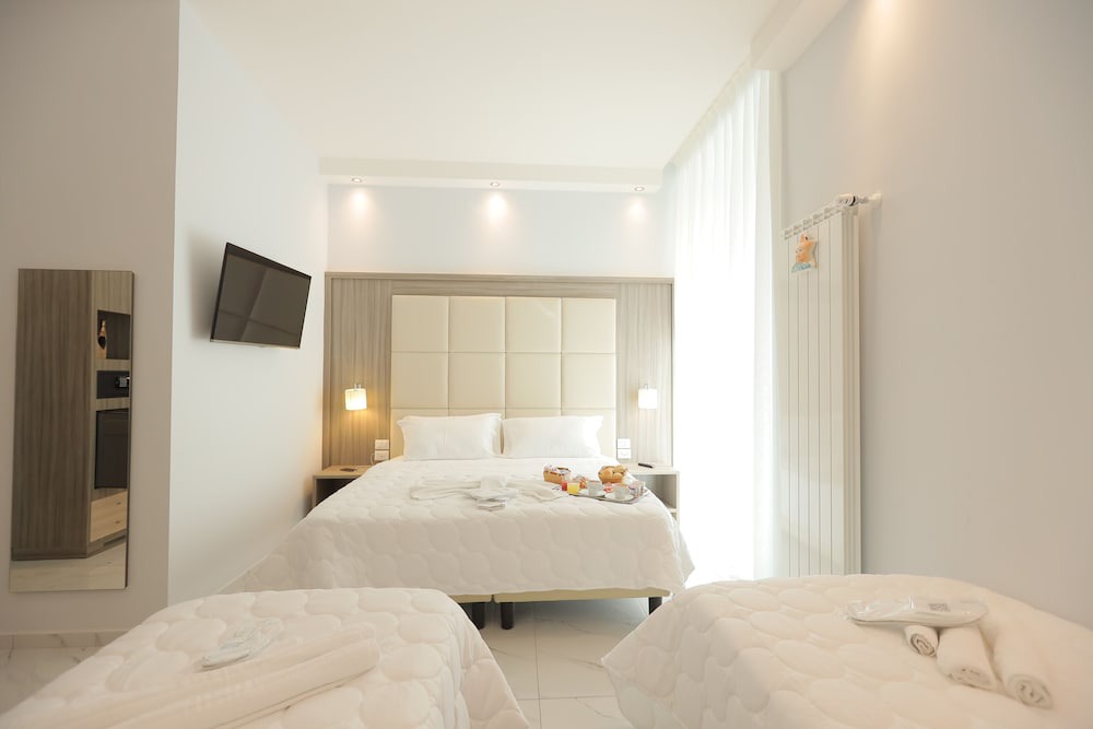 Naples City Centre Hotel | Garibaldi Suite