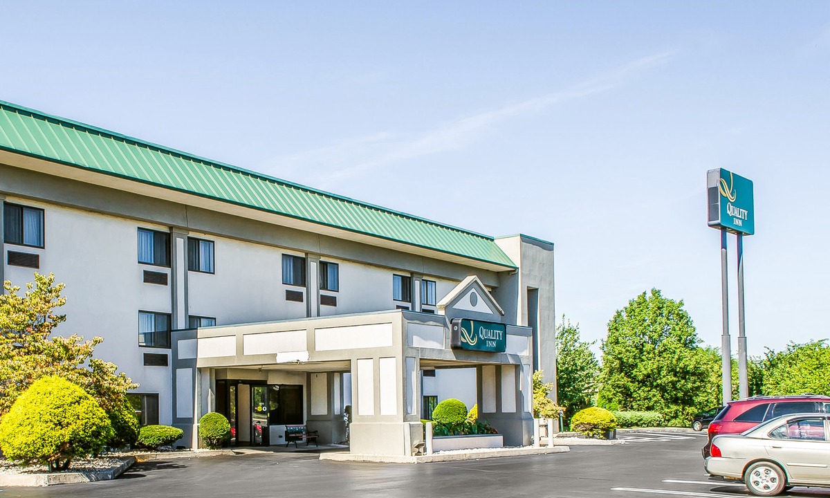 Paxtonia Hotel | Quality Inn Harrisburg - Hershey Area
