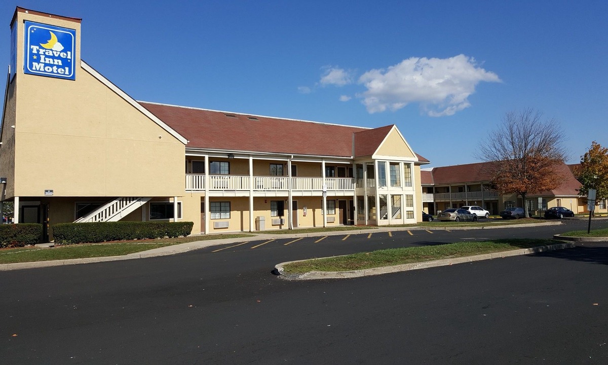 North Meadows Hotel | Travel Inn Motel