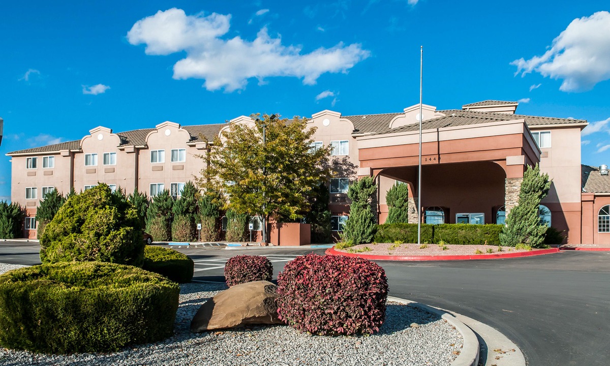 Allison Hotel | Comfort Inn Gallup I-40 Exit 20
