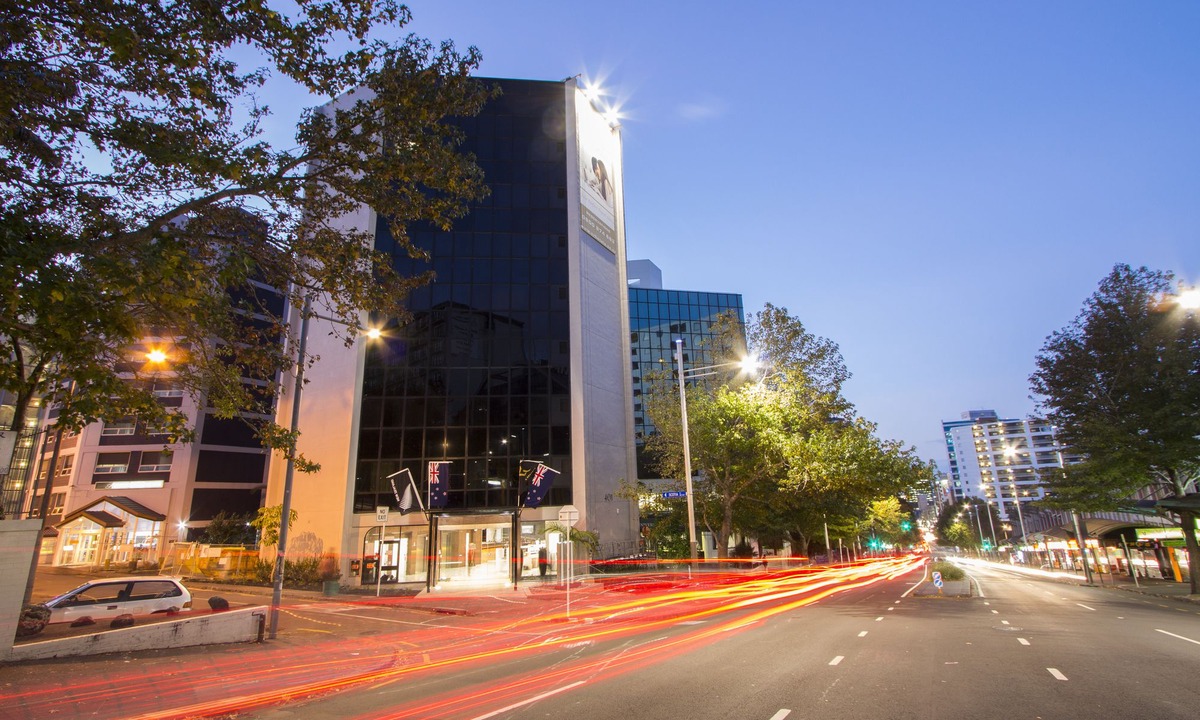 Newton Hotel | VR Queen Street Hotel & Suites Auckland