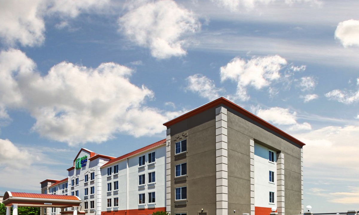 Lewisville Hotel | Holiday Inn Express Hotel & Suites Dallas Lewisville, an Ihg Hotel