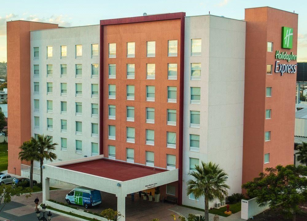 Tlaquepaque Hotel | Holiday Inn Express Guadalajara Aeropuerto, an Ihg Hotel