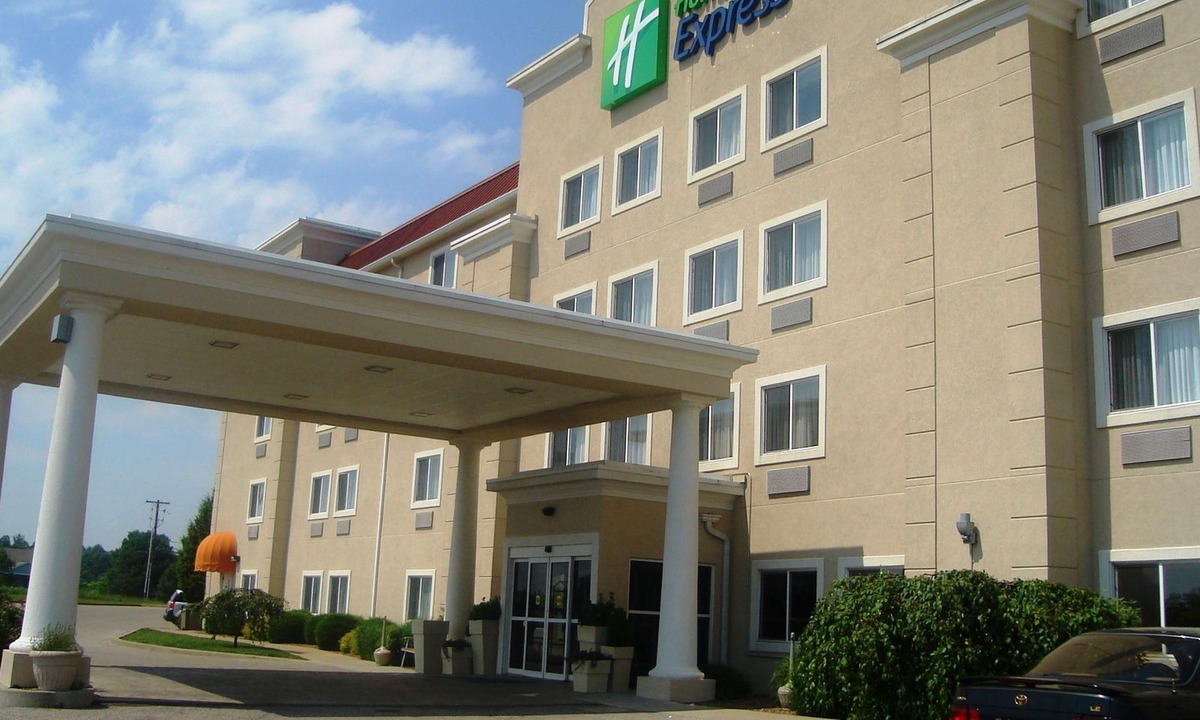 Evansville Hotel | Holiday Inn Express Evansville - West, an Ihg Hotel