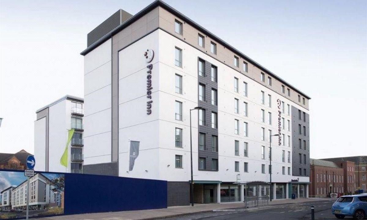 Derby Hotel | Premier Inn Derby City Centre