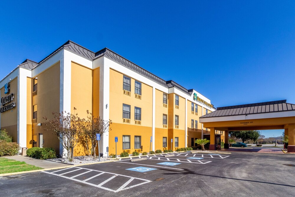 Texas City Hotel | Quality Inn Texas City I-45