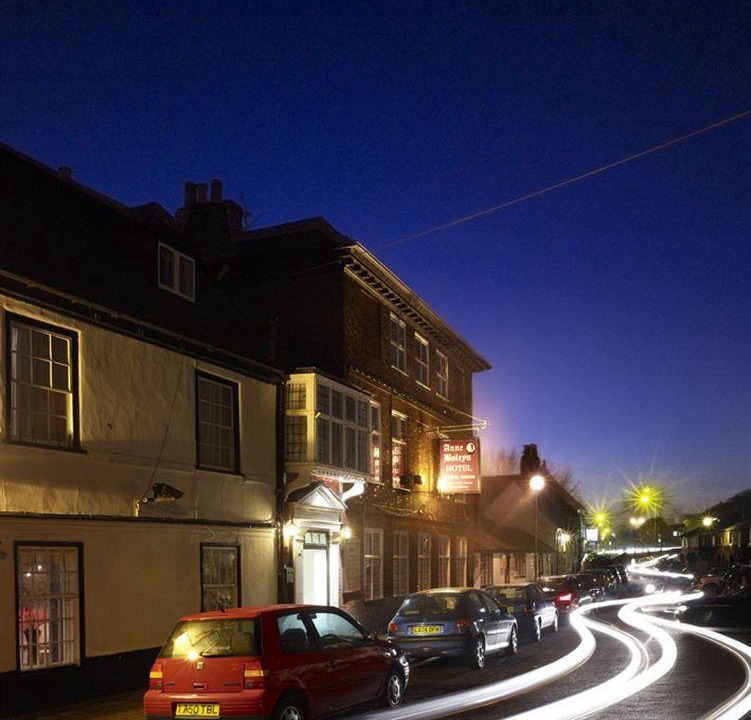 Staines Hotel | The Boleyn Hotel