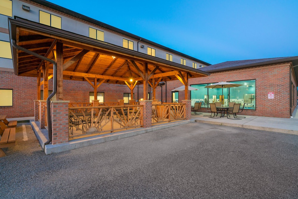 Leadsville Hotel | Holiday Inn Express Hotel & Suites Elkins, an Ihg Hotel