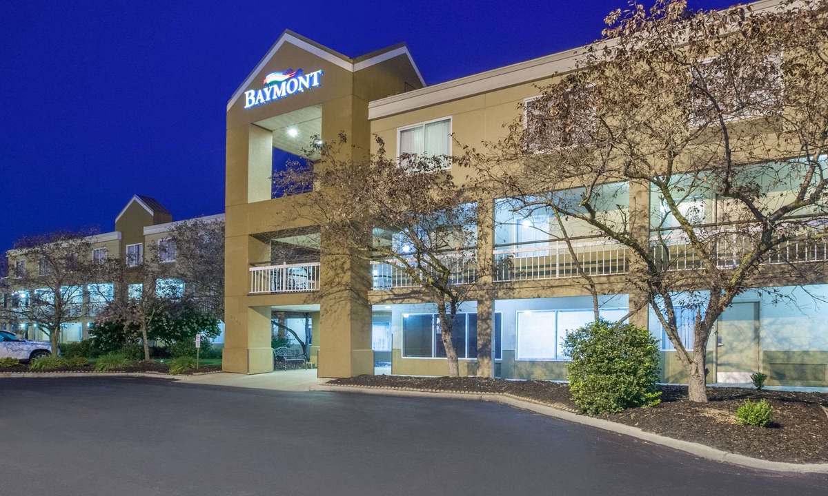 Canton Hotel | Baymont by Wyndham Canton
