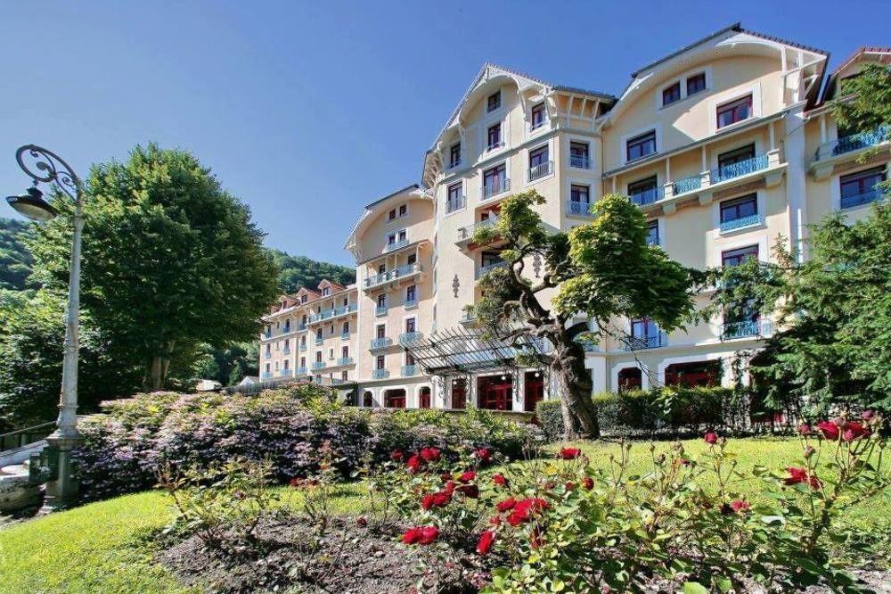 Allevard Hotel | Terres de France - Appart'Hotel le Splendid