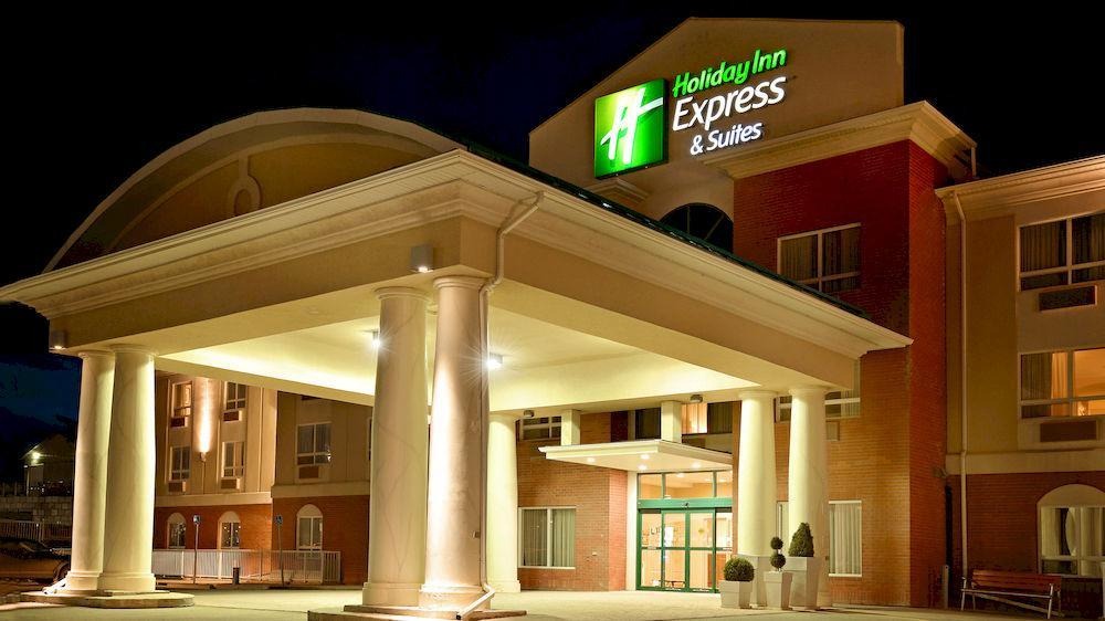 Hinton Hotel | Holiday Inn Express Hotel & Suites-Hinton, an Ihg Hotel