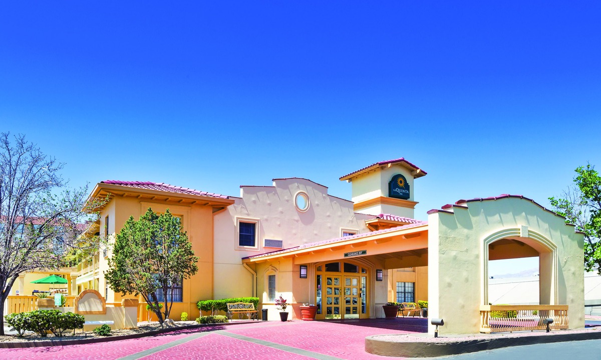 El Paso Hotel | La Quinta Inn by Wyndham El Paso - Airport