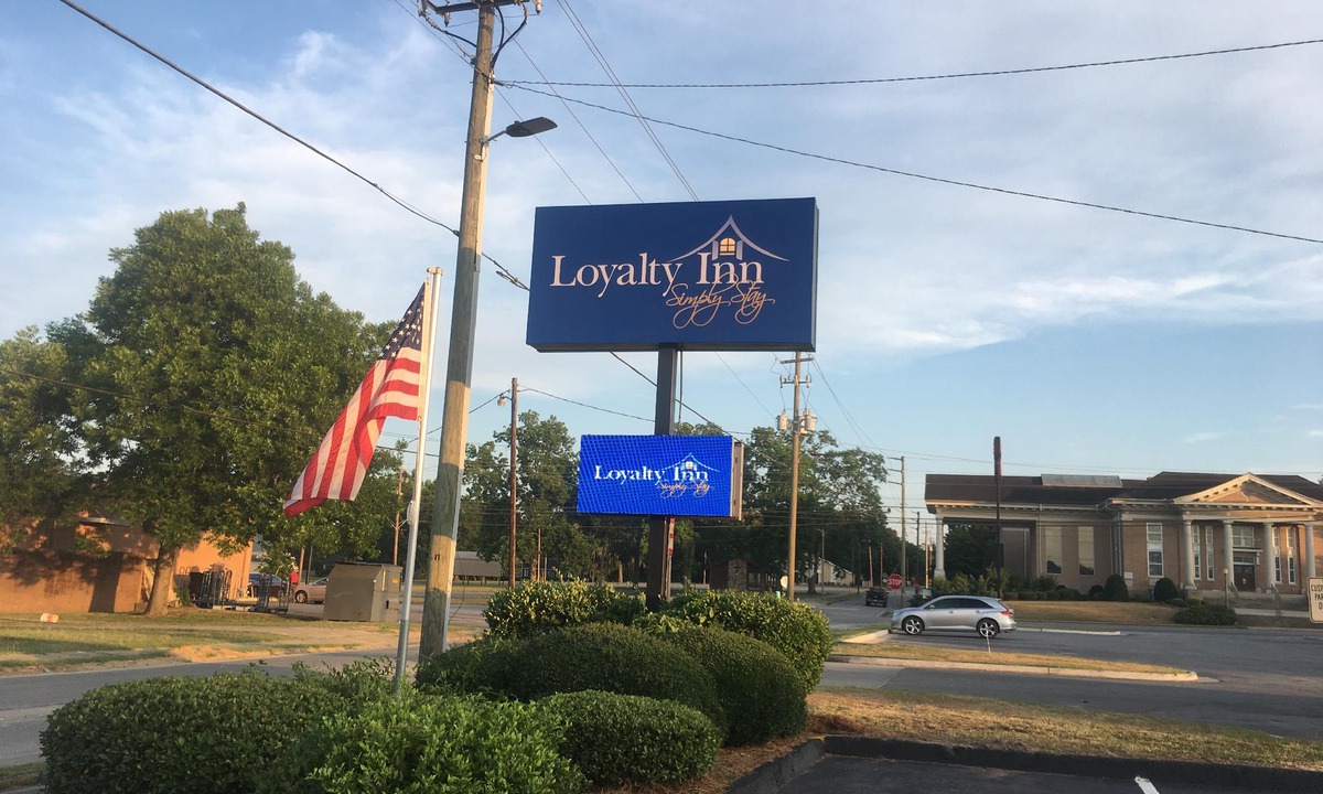 Hawkinsville Hotel | Loyalty Inn Hawkinsville