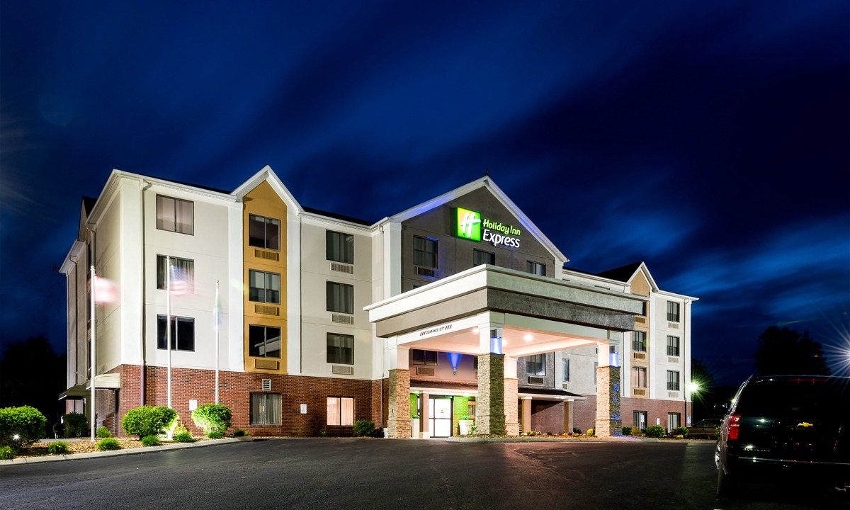 Hillsville Hotel | Holiday Inn Express Hillsville, an Ihg Hotel