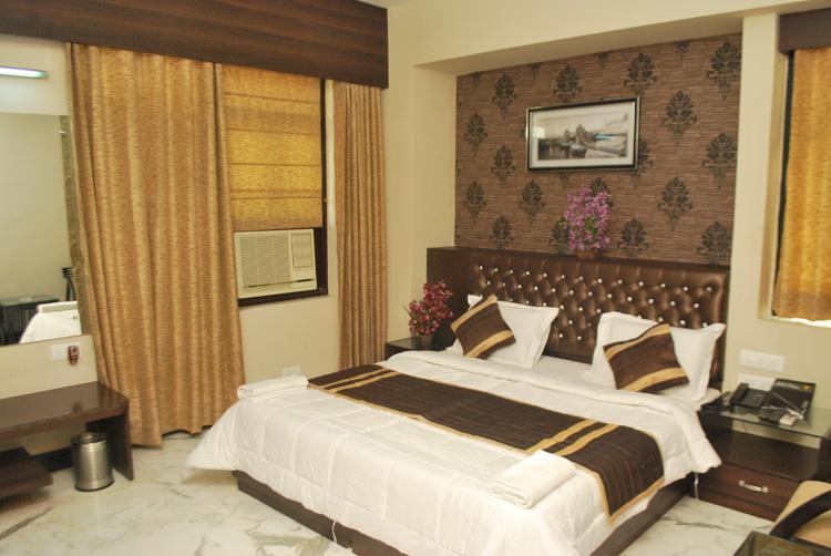 New Delhi Hotel | Hotel Aman Palace