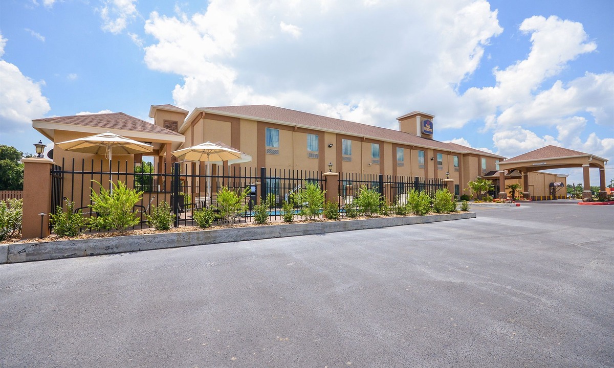 Vinton Hotel | Best Western Casino Inn
