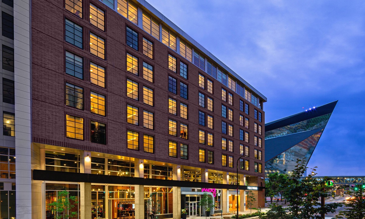 Downtown East Hotel | Moxy Minneapolis Downtown