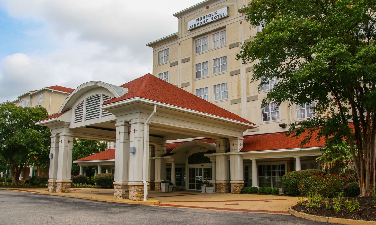 Norfolk - Virginia Beach Hotel | Delta Hotels by Marriott Norfolk Airport