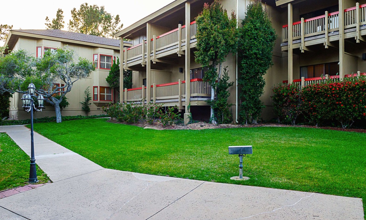 Monterey Hotel | Comfort Inn Monterey Peninsula Airport