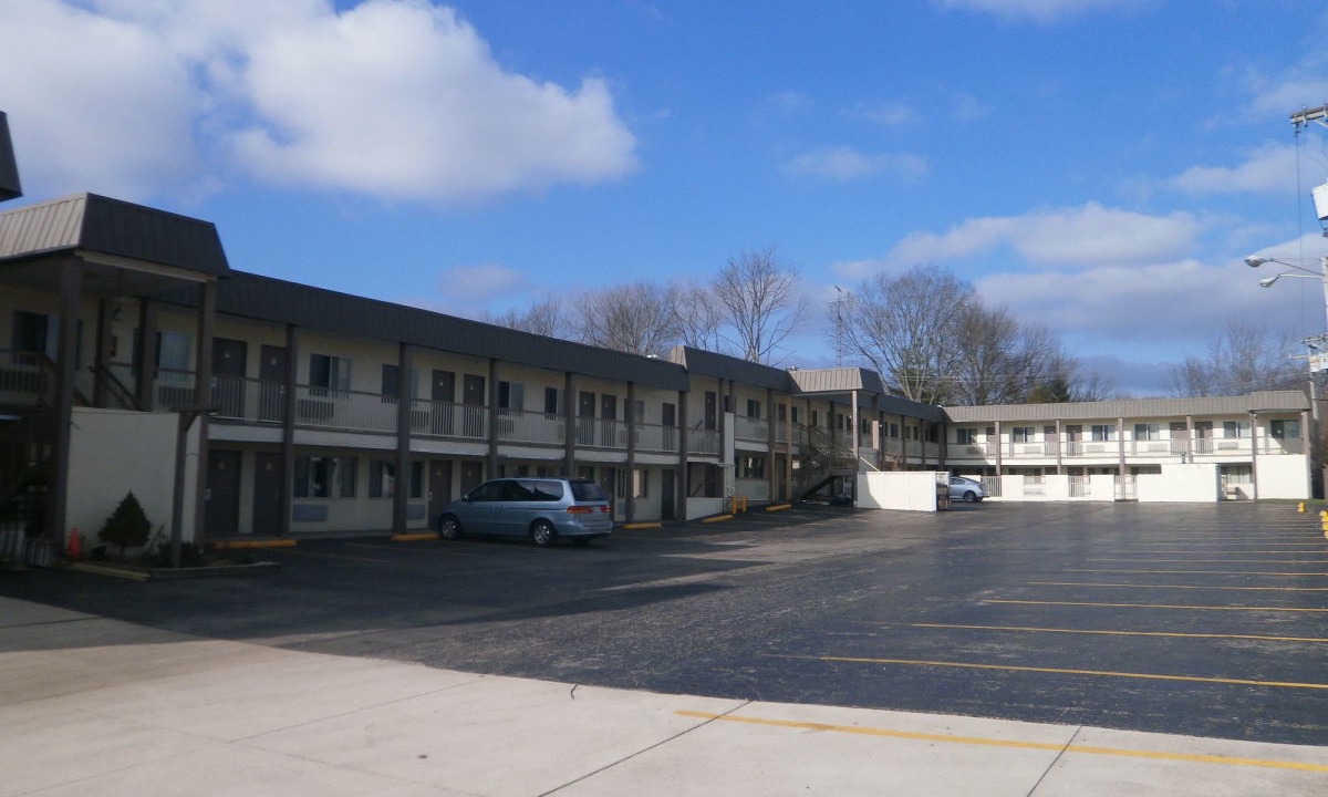 Richmond Hotel | Richmond Inn and Suites