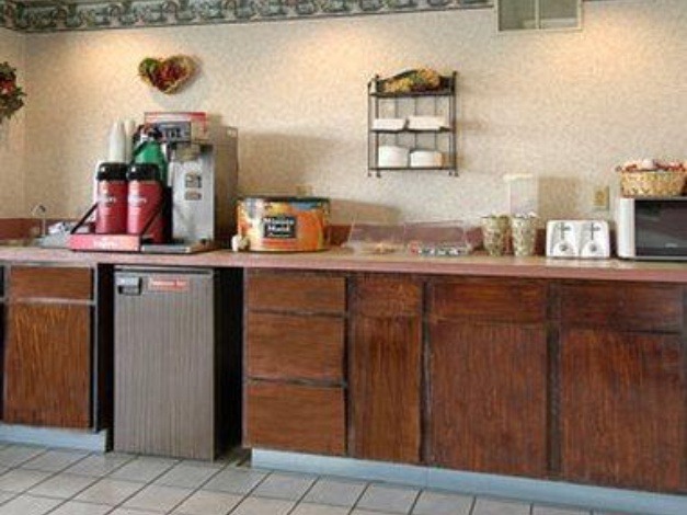 Morehead Hotel | Days Inn by Wyndham Morehead