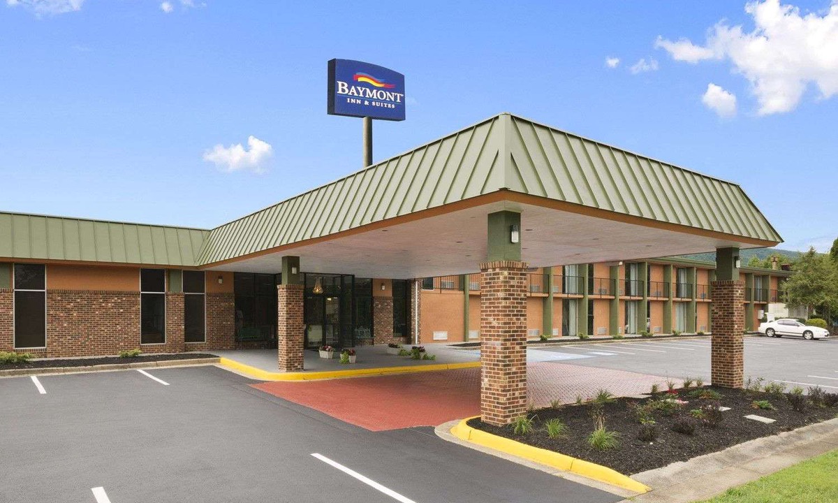 Salem Hotel | Baymont by Wyndham Salem Roanoke Area
