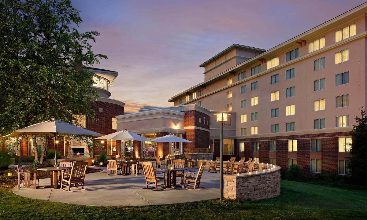 Kingsport Hotel | MeadowView Marriott Conference Resort and Convention Center