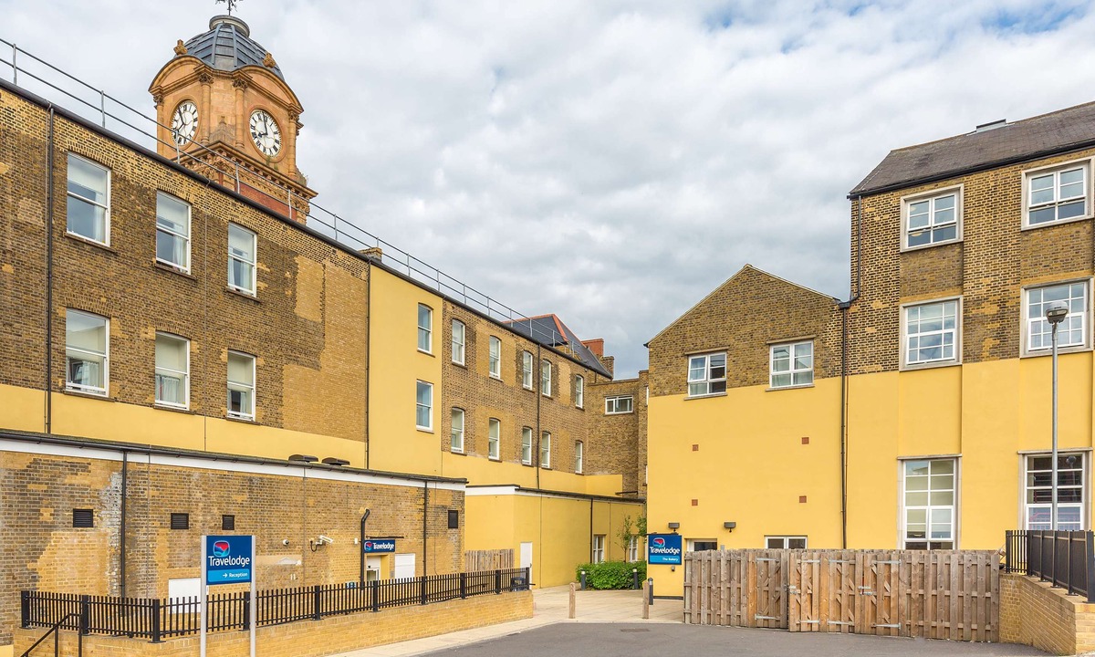 Woolwich Riverside Hotel | Travelodge London Woolwich