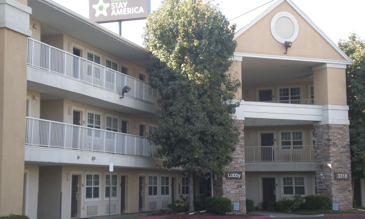 Riviera - Westchester Hotel | Extended Stay America Suites - Bakersfield - California Avenue
