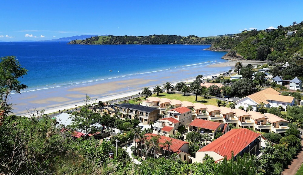 Onetangi Hotel | Onetangi Beach Apartments