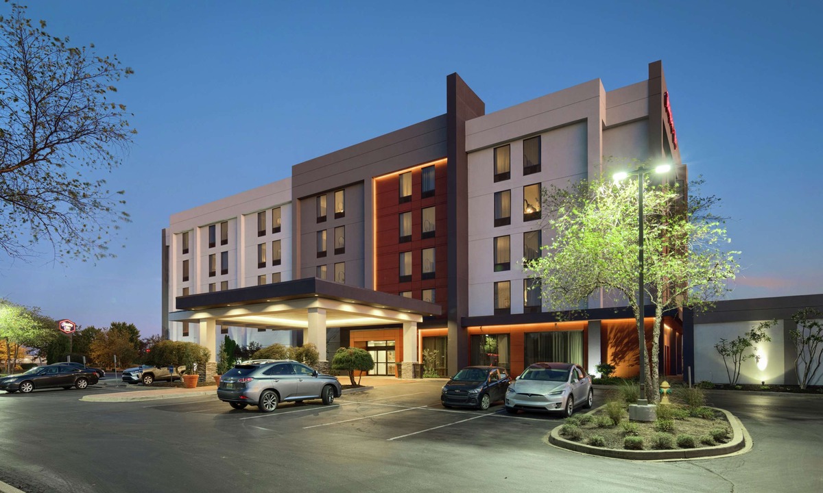 Buechel Hotel | Hampton Inn Louisville Northeast