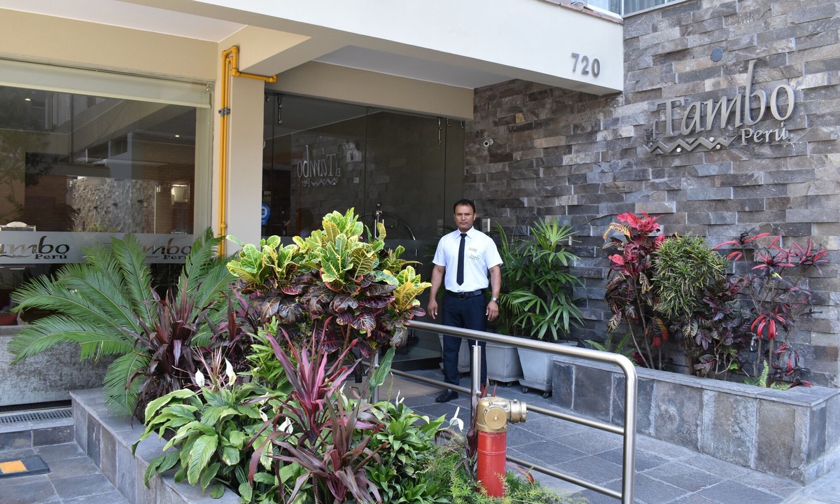 Leuro Hotel | El Tambo 2