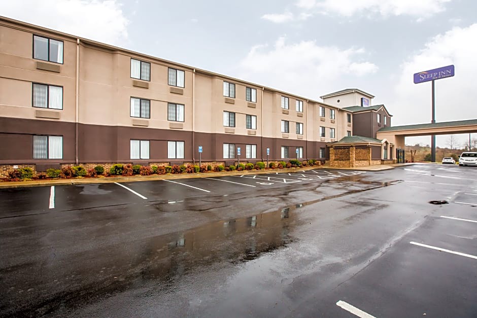 Blountville Hotel | Sleep Inn & Suites Kingsport TriCities Airport
