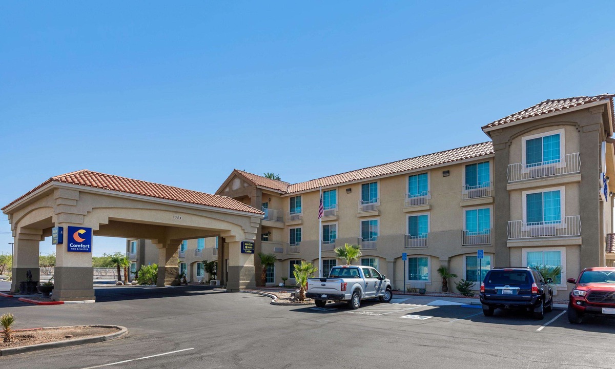 El Centro Hotel | Comfort Inn & Suites El Centro I - 8