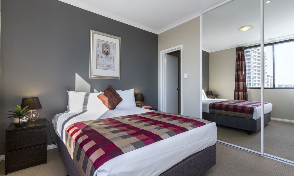 East Perth Hotel | Mont Clare Boutique Apartments