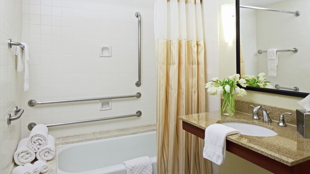 Photo of Bathroom in Alexandria West